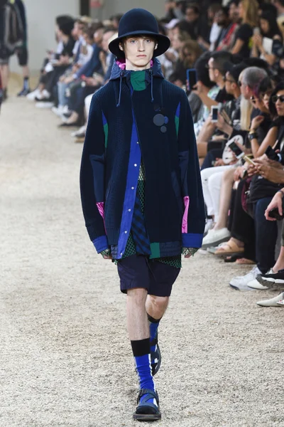 Look 24